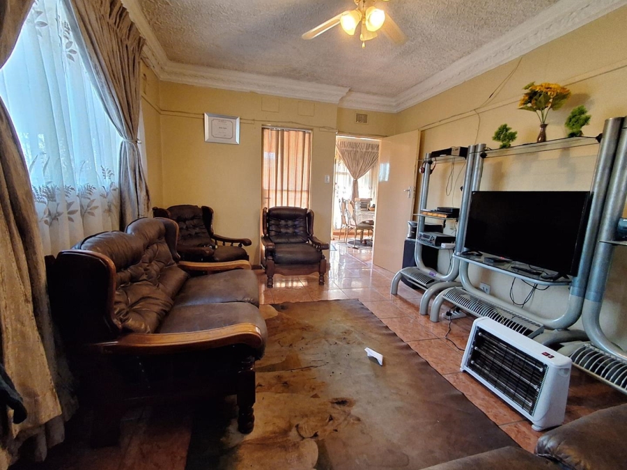 3 Bedroom Property for Sale in Vanderbijlpark CW 4 Gauteng
