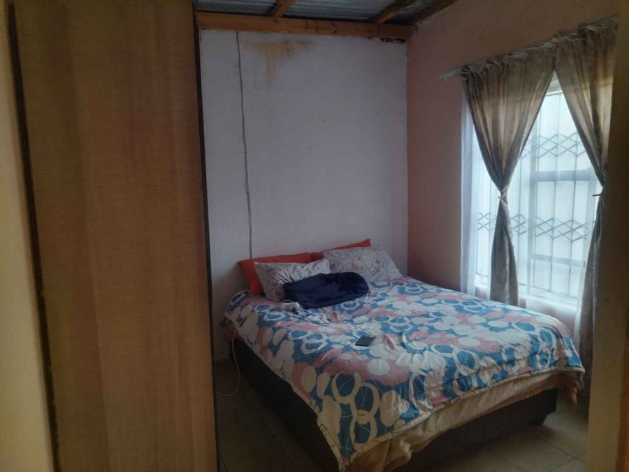 2 Bedroom Property for Sale in Winterveldt Gauteng