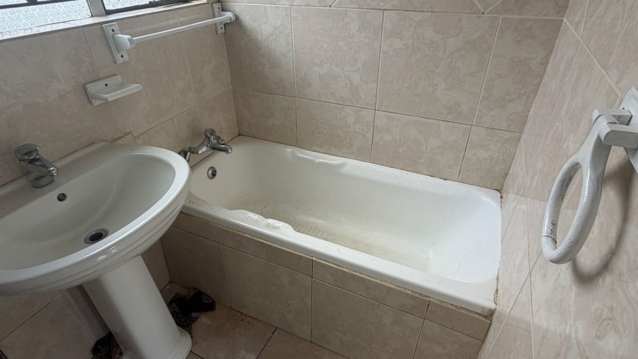 3 Bedroom Property for Sale in Soshanguve M Gauteng