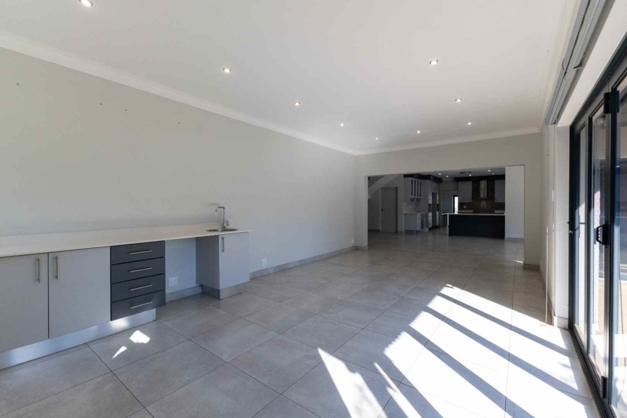 To Let 4 Bedroom Property for Rent in The Hills Game Reserve Estate Gauteng