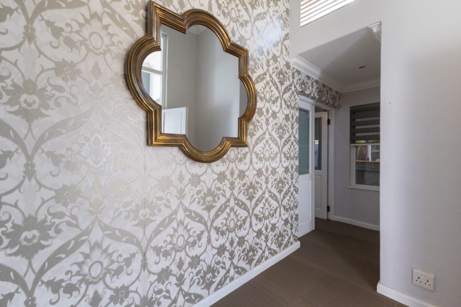 5 Bedroom Property for Sale in Silver Lakes Golf Estate Gauteng