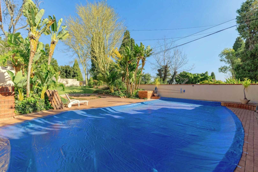 5 Bedroom Property for Sale in Waterkloof Ridge Gauteng