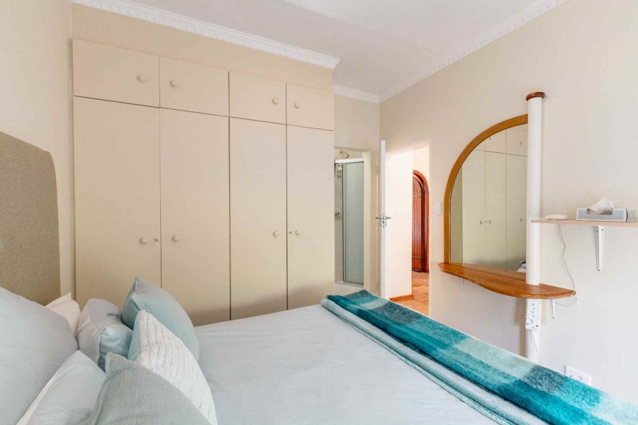 5 Bedroom Property for Sale in Waterkloof Ridge Gauteng