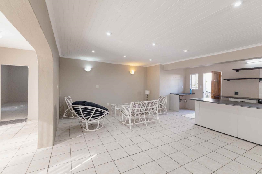 5 Bedroom Property for Sale in Waterkloof Ridge Gauteng