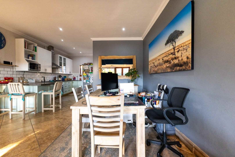 3 Bedroom Property for Sale in The Wilds Gauteng