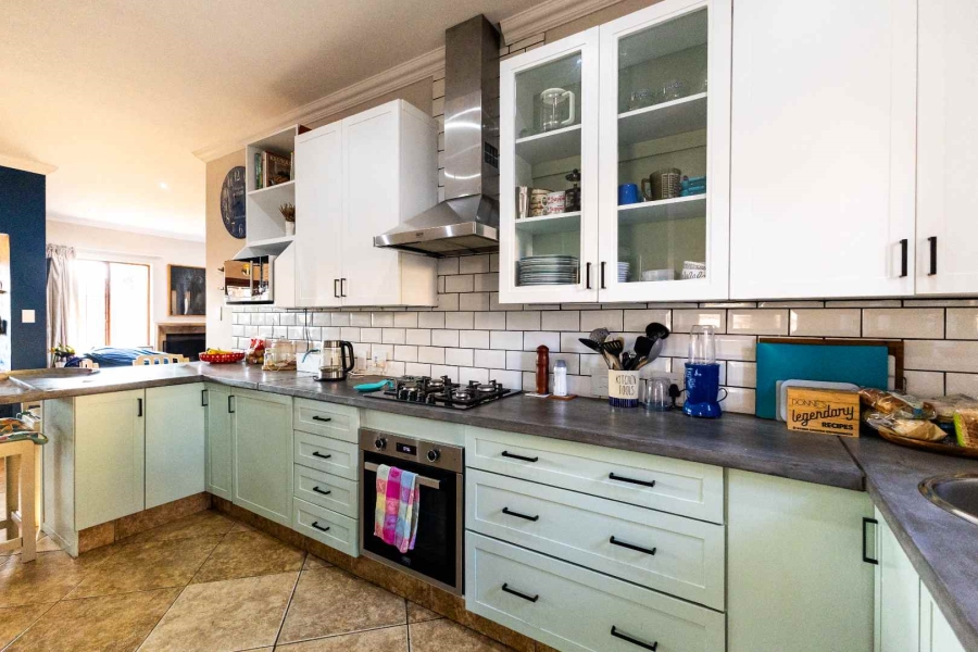 3 Bedroom Property for Sale in The Wilds Gauteng