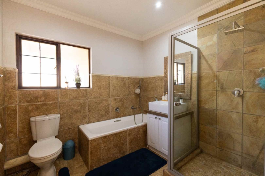 3 Bedroom Property for Sale in The Wilds Gauteng