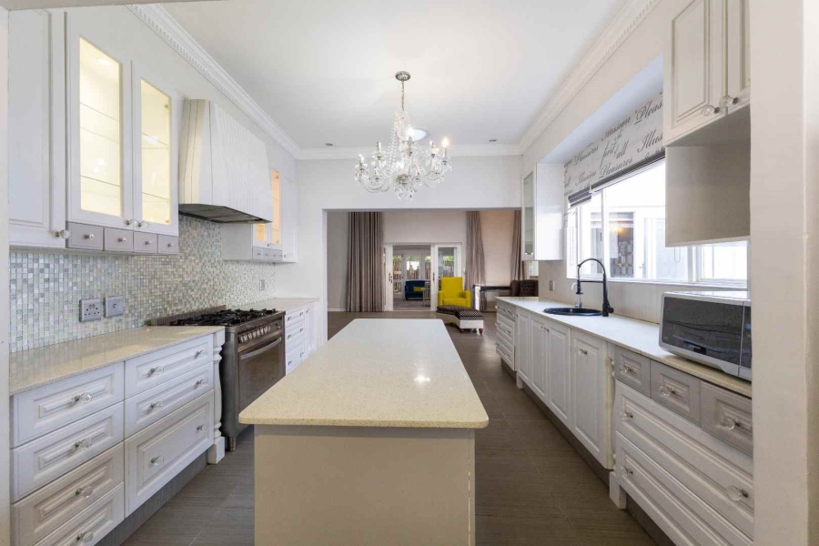 To Let 5 Bedroom Property for Rent in Silver Lakes Golf Estate Gauteng