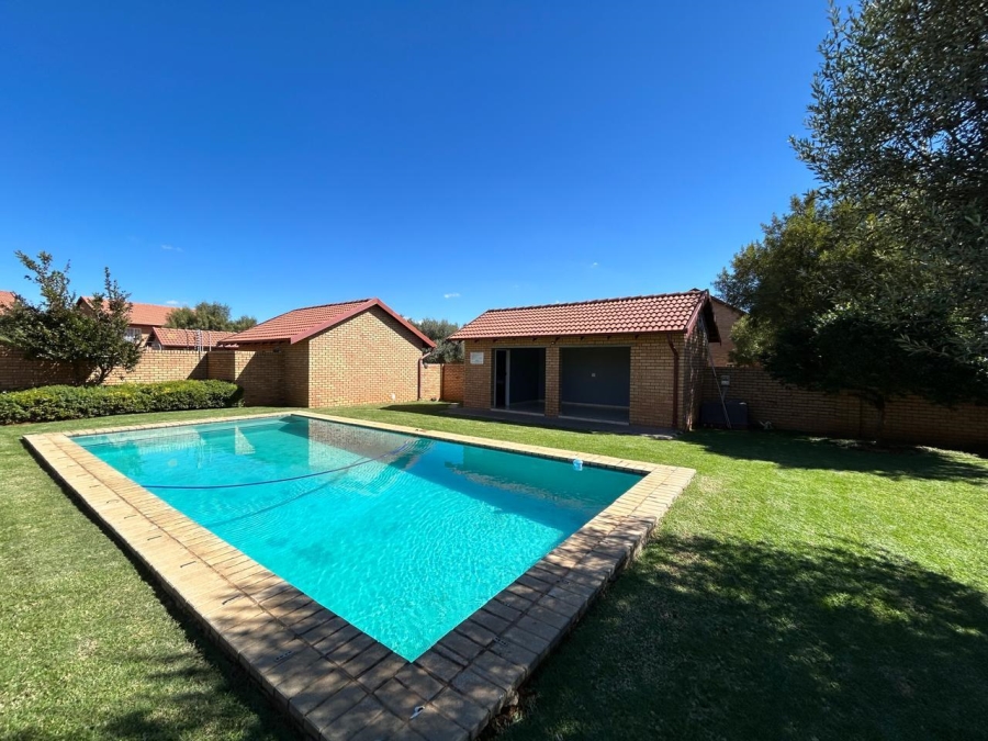 3 Bedroom Property for Sale in Equestria Gauteng