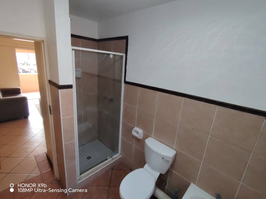 2 Bedroom Property for Sale in Die Hoewes Gauteng