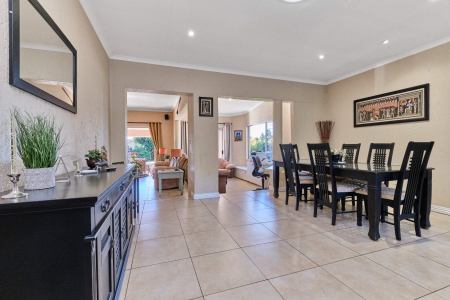 3 Bedroom Property for Sale in Little Falls Gauteng