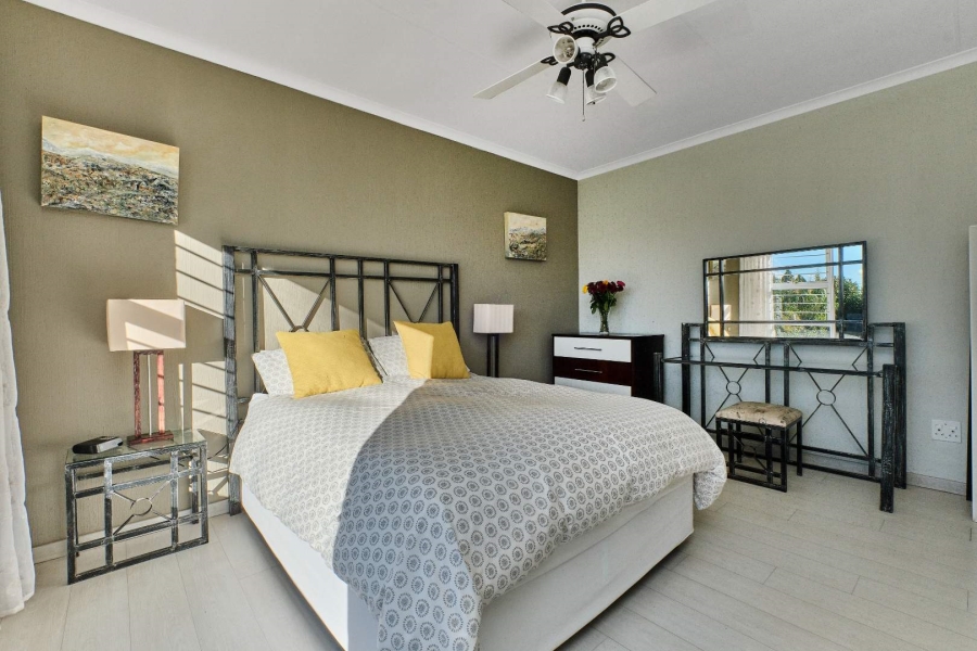 3 Bedroom Property for Sale in Little Falls Gauteng