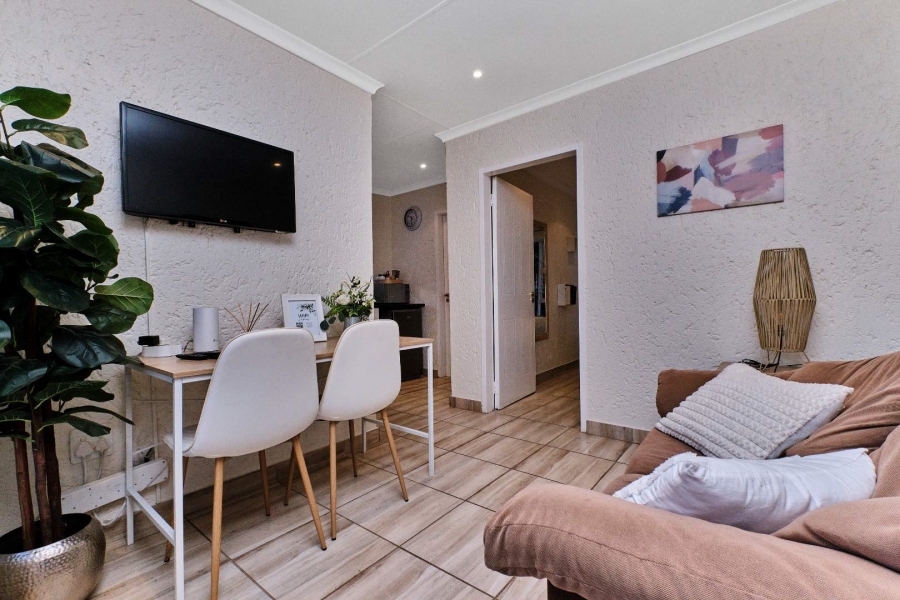 3 Bedroom Property for Sale in Little Falls Gauteng