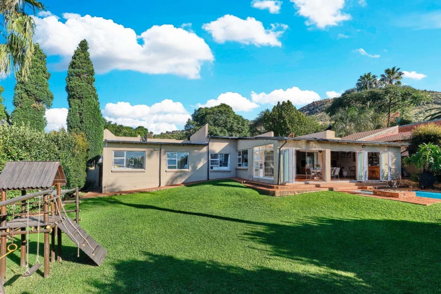 3 Bedroom Property for Sale in Little Falls Gauteng