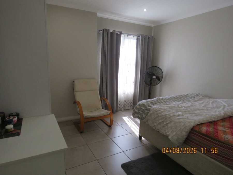 2 Bedroom Property for Sale in Albertsdal Gauteng