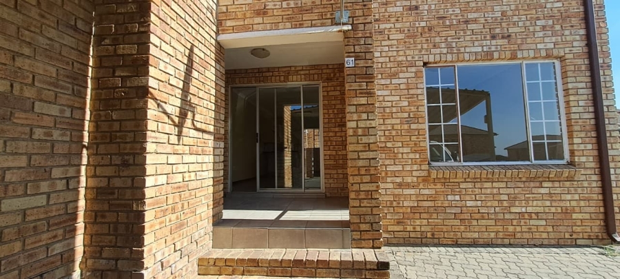 2 Bedroom Property for Sale in Elandspark Gauteng