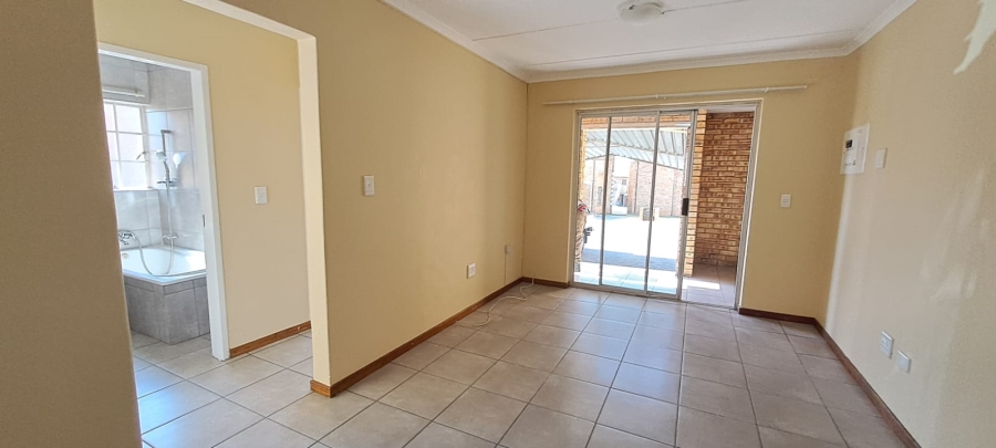 2 Bedroom Property for Sale in Elandspark Gauteng