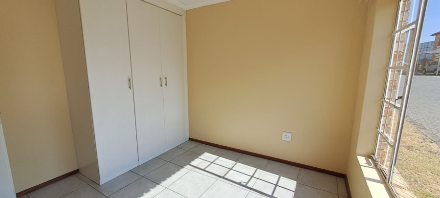 2 Bedroom Property for Sale in Elandspark Gauteng