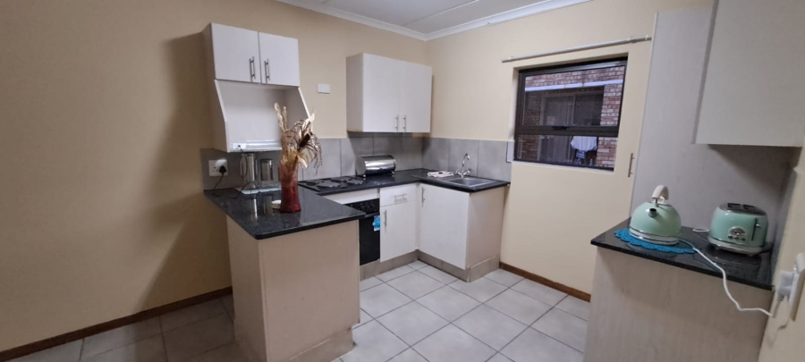 To Let 2 Bedroom Property for Rent in Elandspark Gauteng