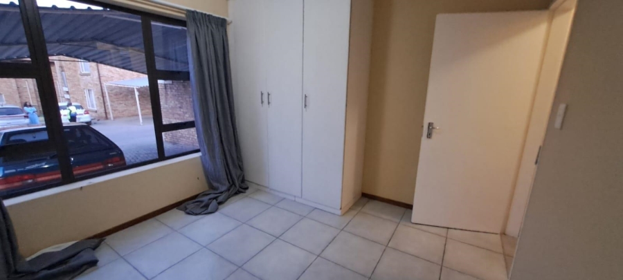 To Let 2 Bedroom Property for Rent in Elandspark Gauteng