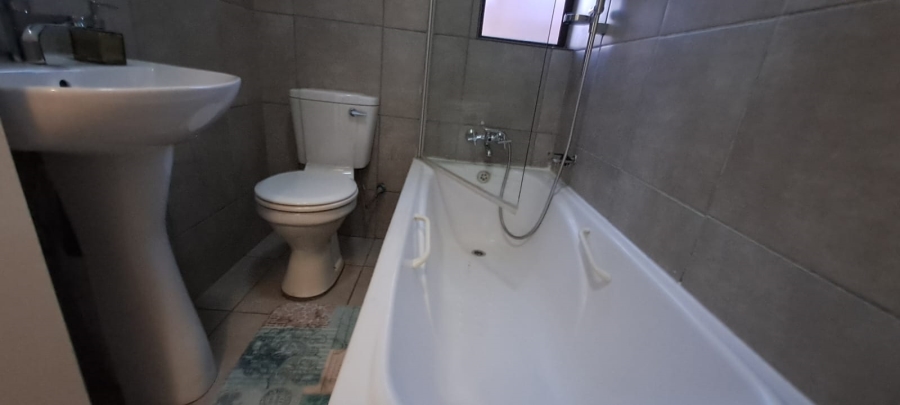 To Let 2 Bedroom Property for Rent in Elandspark Gauteng