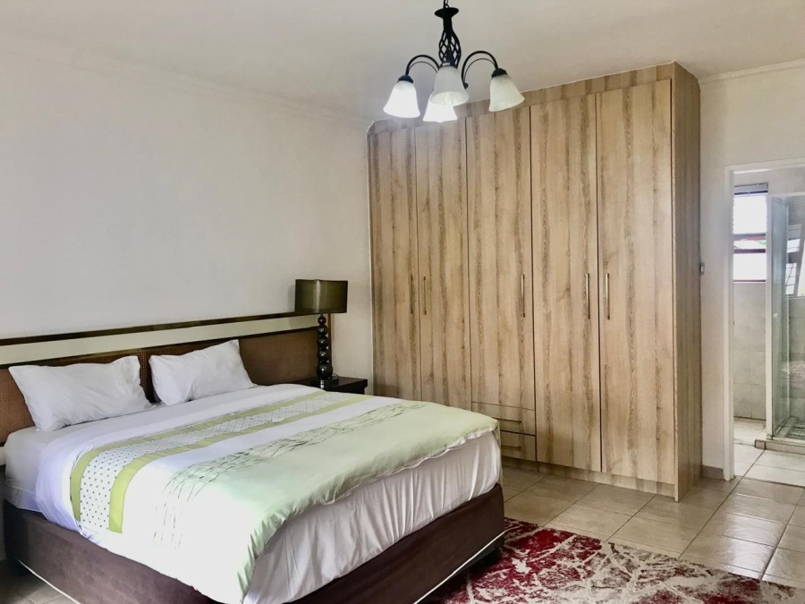 To Let 1 Bedroom Property for Rent in Parkmore Gauteng