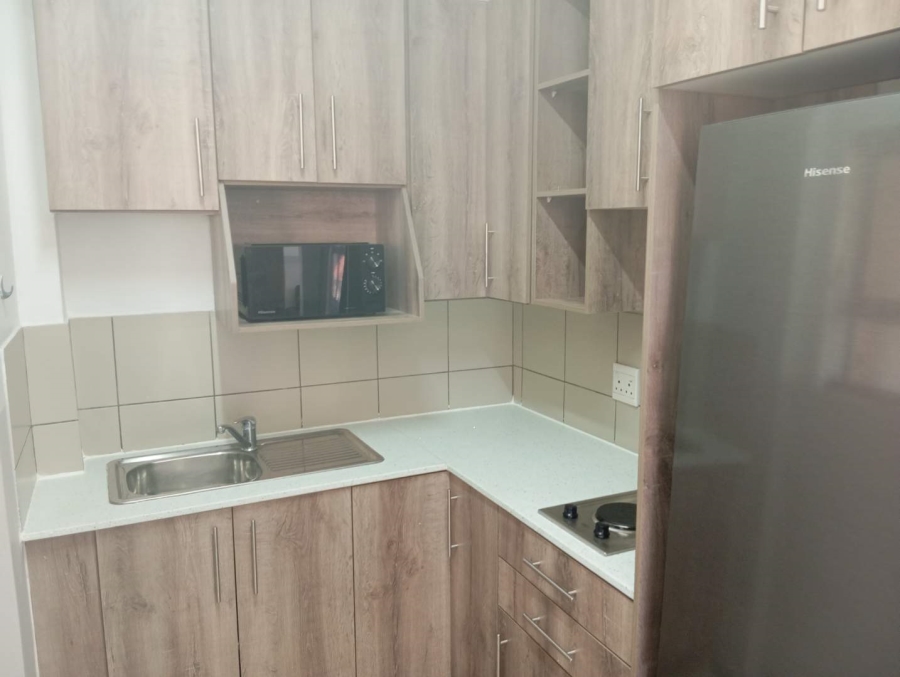 To Let 2 Bedroom Property for Rent in Ruimsig Gauteng