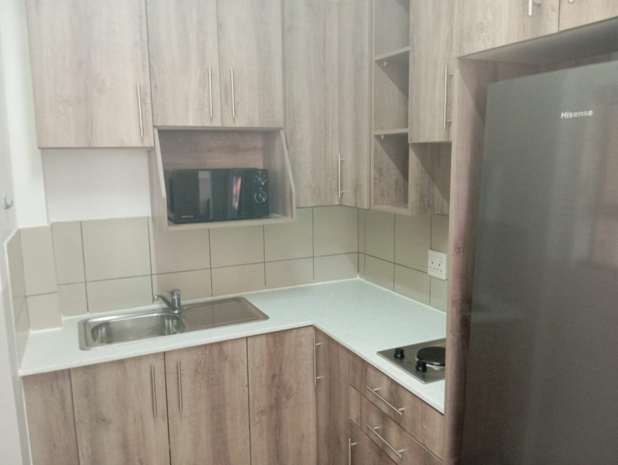 To Let 2 Bedroom Property for Rent in Ruimsig Gauteng