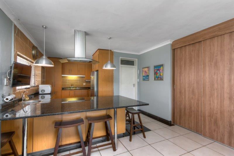 To Let 3 Bedroom Property for Rent in Robindale Gauteng