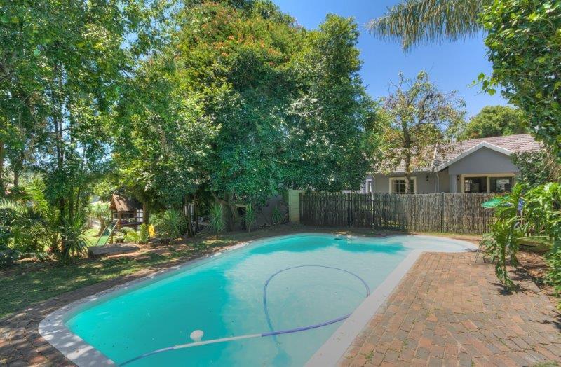 To Let 3 Bedroom Property for Rent in Robindale Gauteng