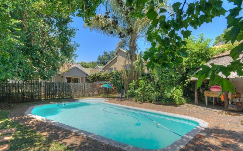To Let 3 Bedroom Property for Rent in Robindale Gauteng
