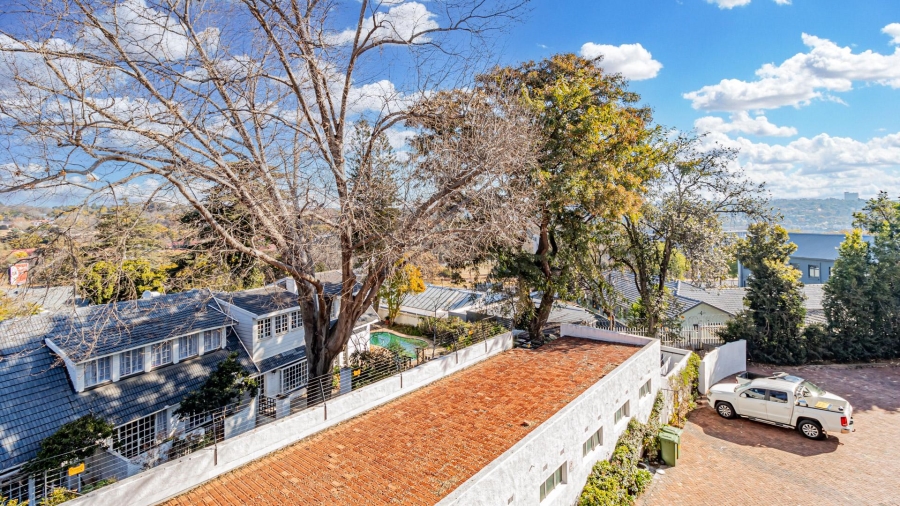 To Let 1 Bedroom Property for Rent in Glenadrienne Gauteng