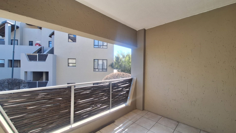 1 Bedroom Property for Sale in Lonehill Gauteng