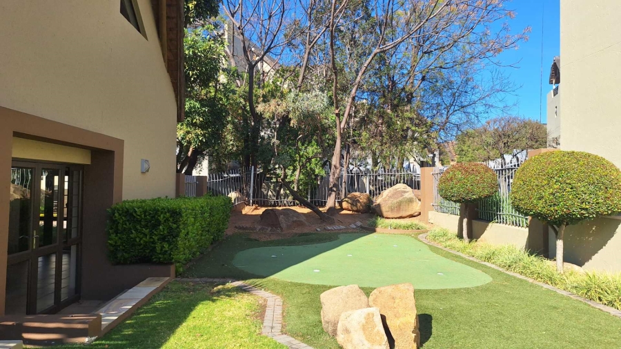1 Bedroom Property for Sale in Lonehill Gauteng