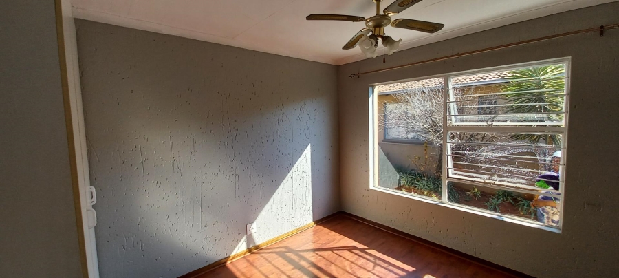 2 Bedroom Property for Sale in Witfield Gauteng