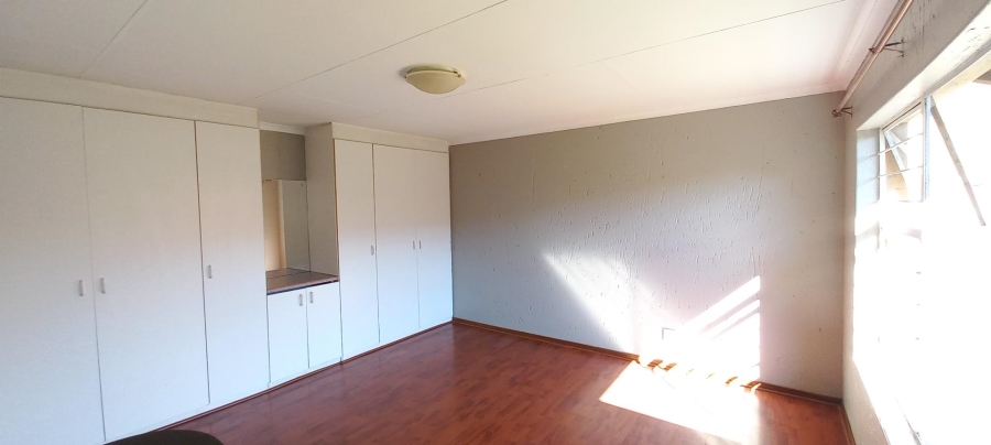 2 Bedroom Property for Sale in Witfield Gauteng