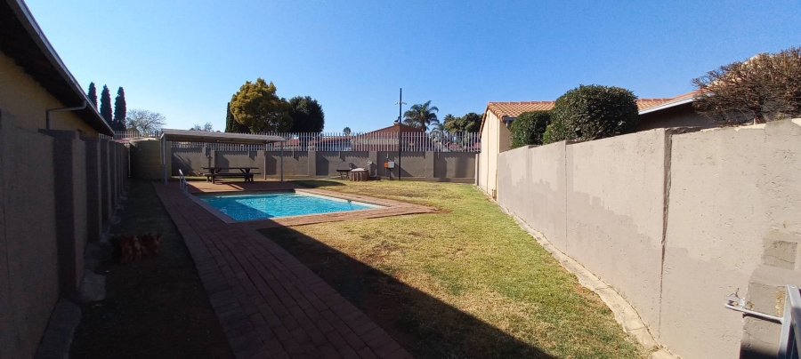 2 Bedroom Property for Sale in Witfield Gauteng