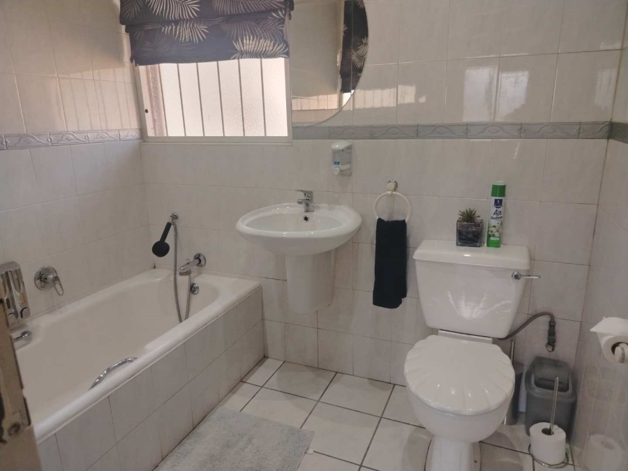 3 Bedroom Property for Sale in Van Riebeeck Park Gauteng