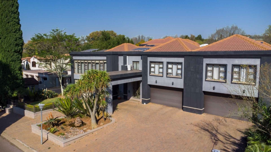 4 Bedroom Property for Sale in Woodhill Estate Gauteng