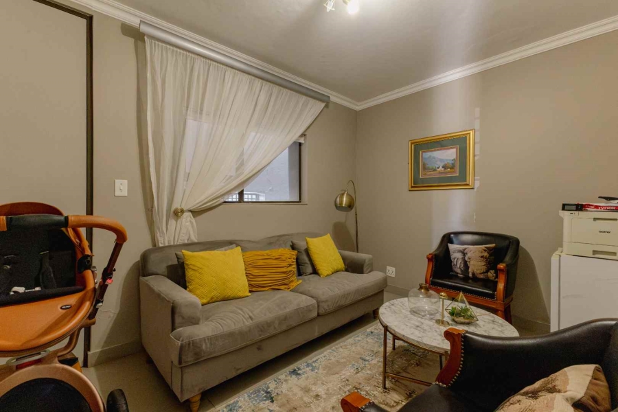 4 Bedroom Property for Sale in Woodhill Estate Gauteng