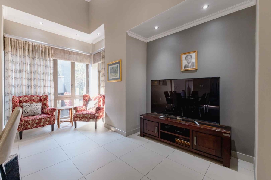 4 Bedroom Property for Sale in Woodhill Estate Gauteng