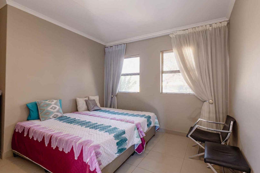 4 Bedroom Property for Sale in Woodhill Estate Gauteng