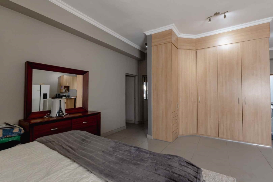 4 Bedroom Property for Sale in Woodhill Estate Gauteng