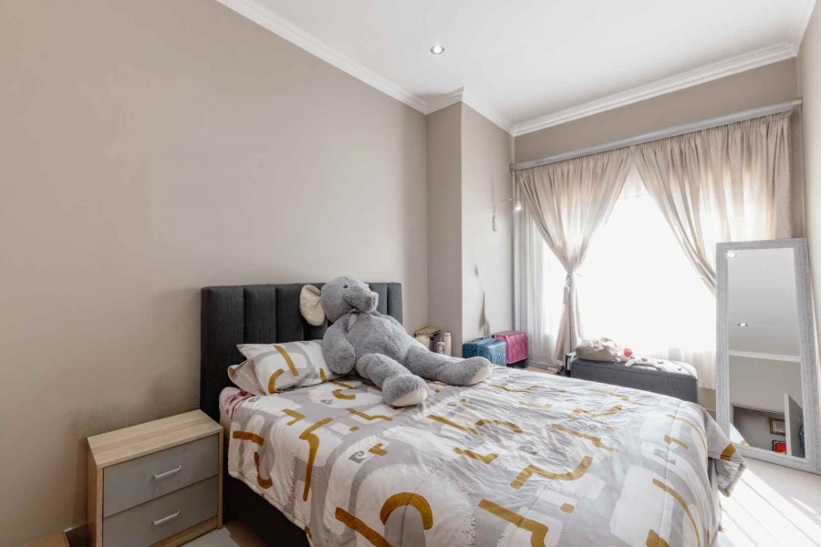 4 Bedroom Property for Sale in Woodhill Estate Gauteng