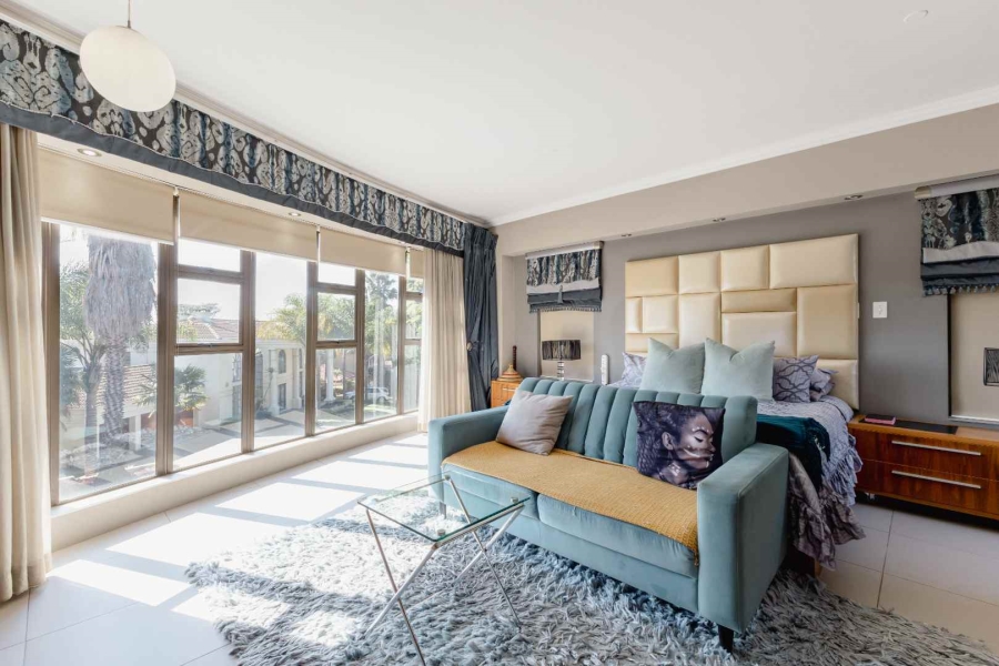 4 Bedroom Property for Sale in Woodhill Estate Gauteng