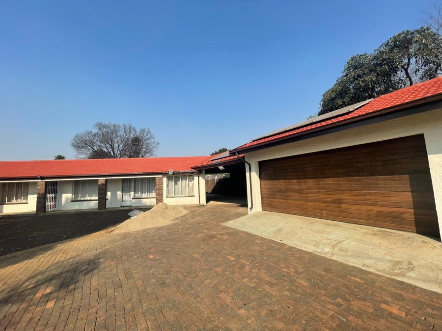 3 Bedroom Property for Sale in Edleen Gauteng