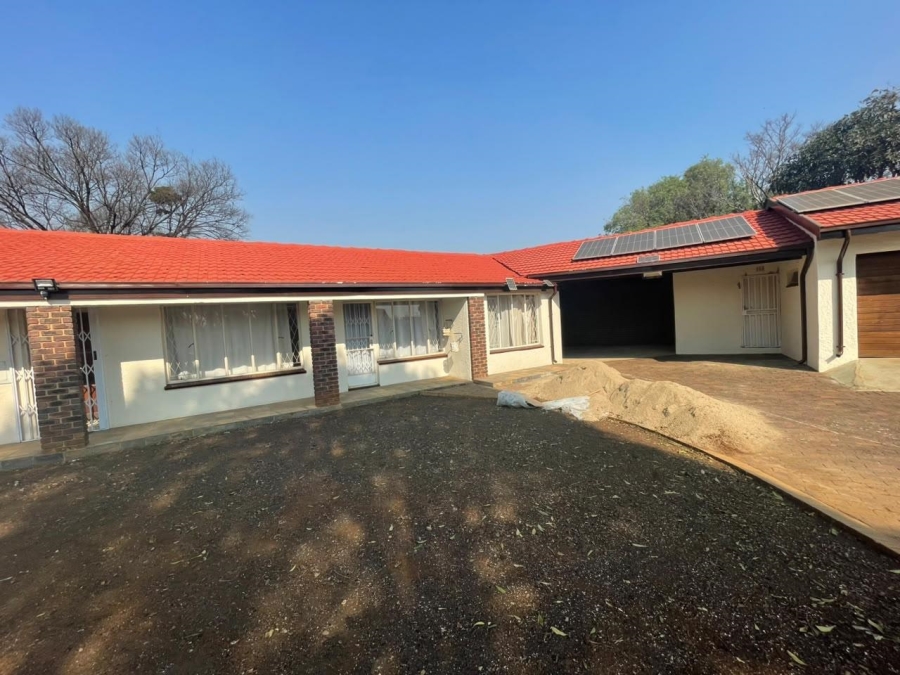 3 Bedroom Property for Sale in Edleen Gauteng
