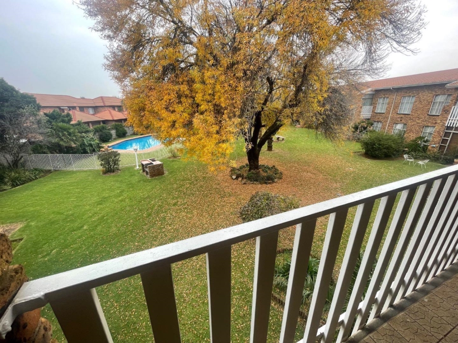 2 Bedroom Property for Sale in Edleen Gauteng