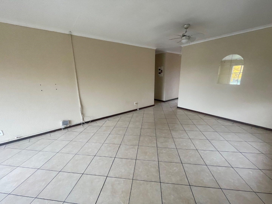 2 Bedroom Property for Sale in Edleen Gauteng