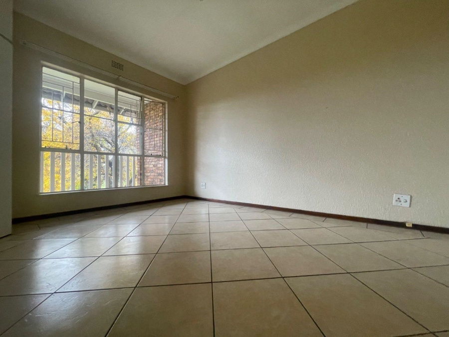 2 Bedroom Property for Sale in Edleen Gauteng